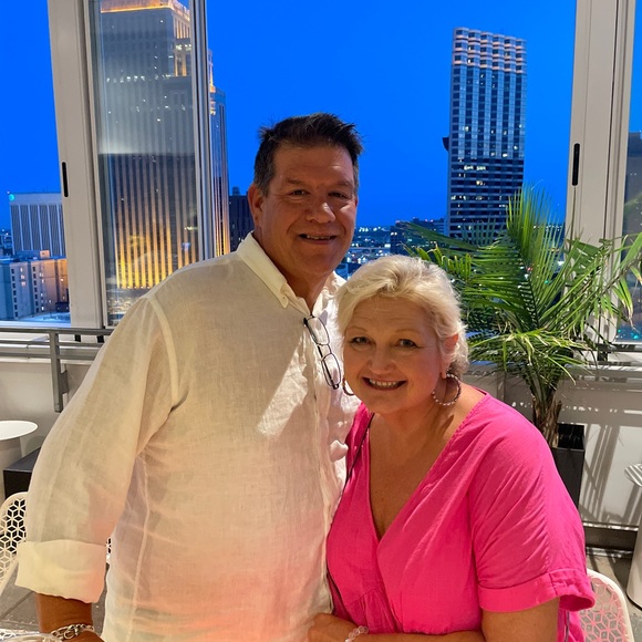 Meet your Posher, Debbie - Picture 1 of 7